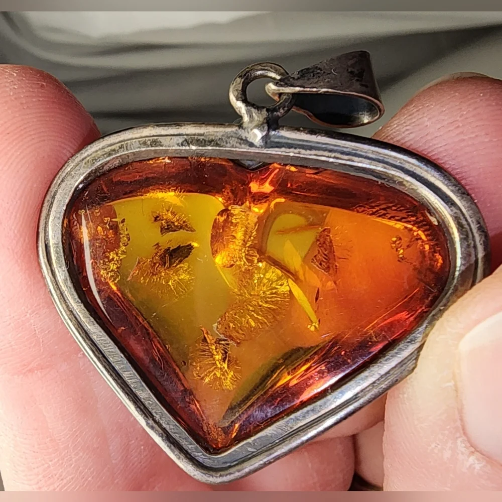 Vintage Sterling Silver Amber Heart Pendant